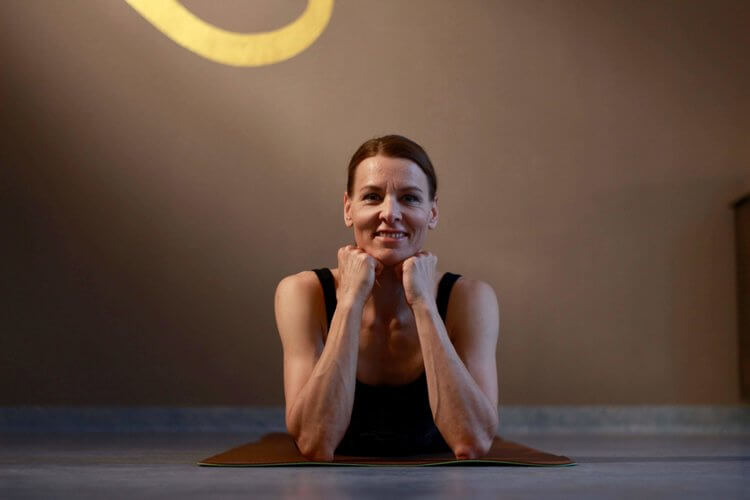 selma-portrait-yoga-academy-salzburg