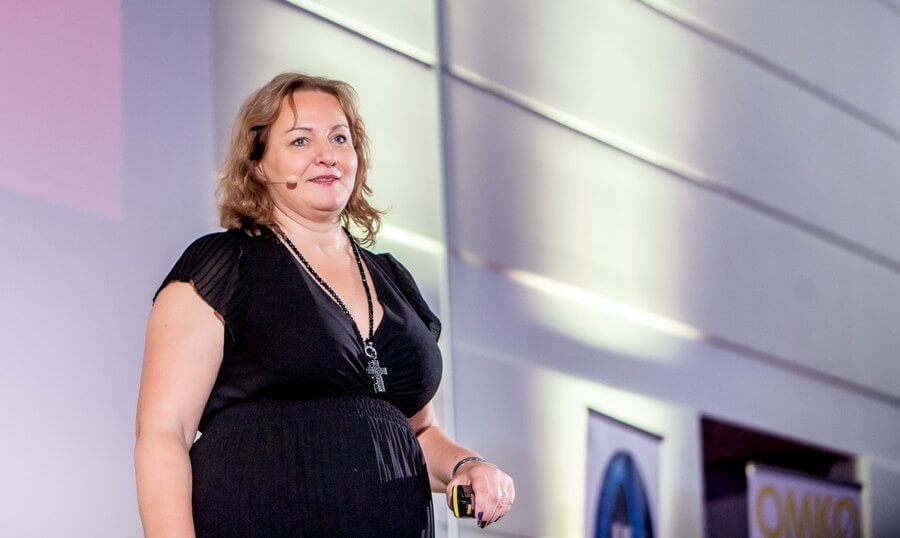 Meike Hohenwarter beim Vortrag