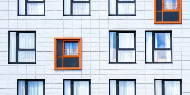 Facade Windows-ID10798-640x461